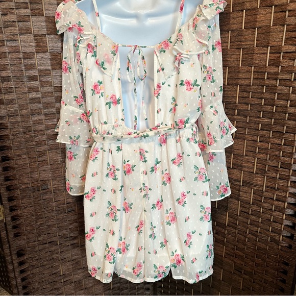 NWT Topshop white/pink floral romper - Picture 2 of 9